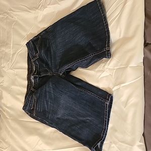 Simply Vera Wang shorts size 4